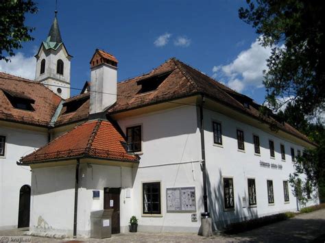 Megadom Krško, Cesta krških žrtev >> Krško odpiralni čas.